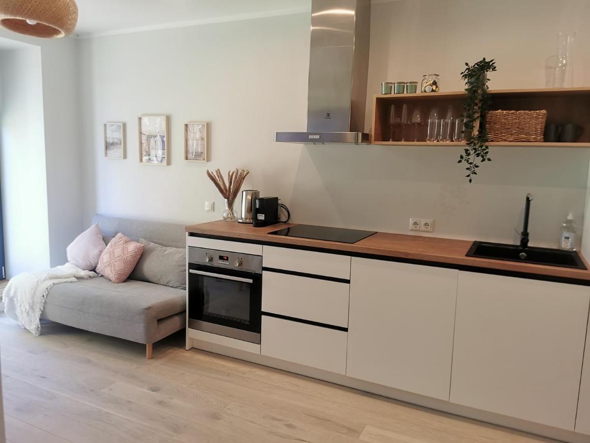 Albatross Getaway By The Sea, Spa And Forest With A Terrace Ķesterciems Eksteriør billede