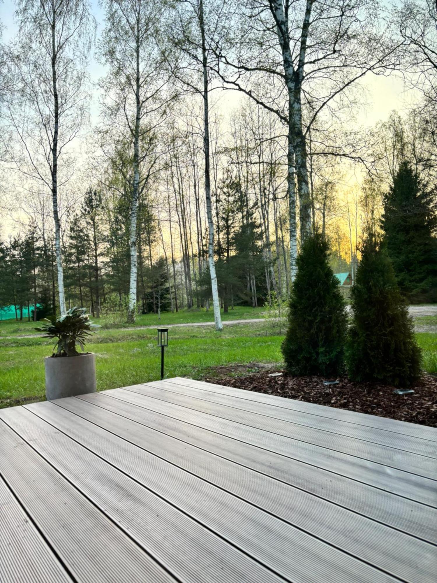 Albatross Getaway By The Sea, Spa And Forest With A Terrace Ķesterciems Eksteriør billede