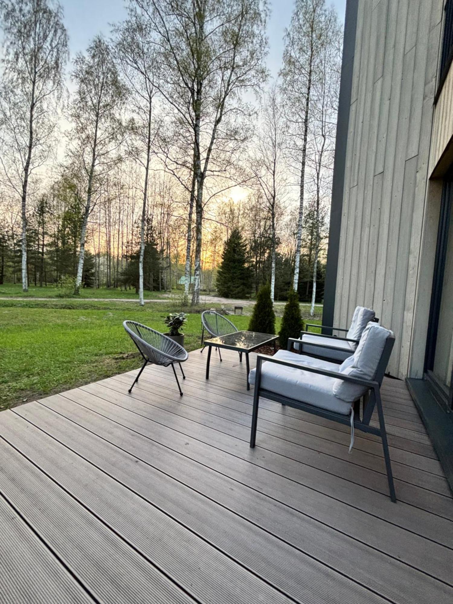 Albatross Getaway By The Sea, Spa And Forest With A Terrace Ķesterciems Eksteriør billede
